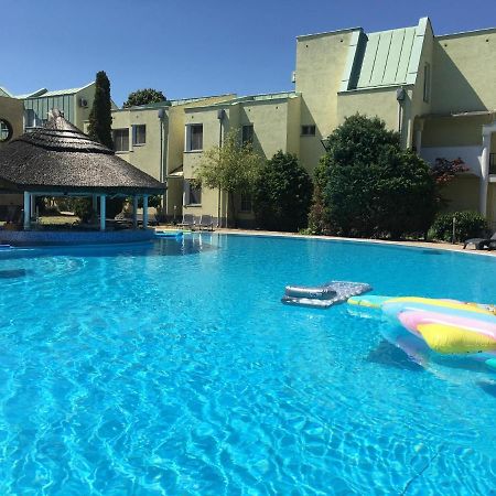 Helena Studio Apartman Siófok Exteriör bild